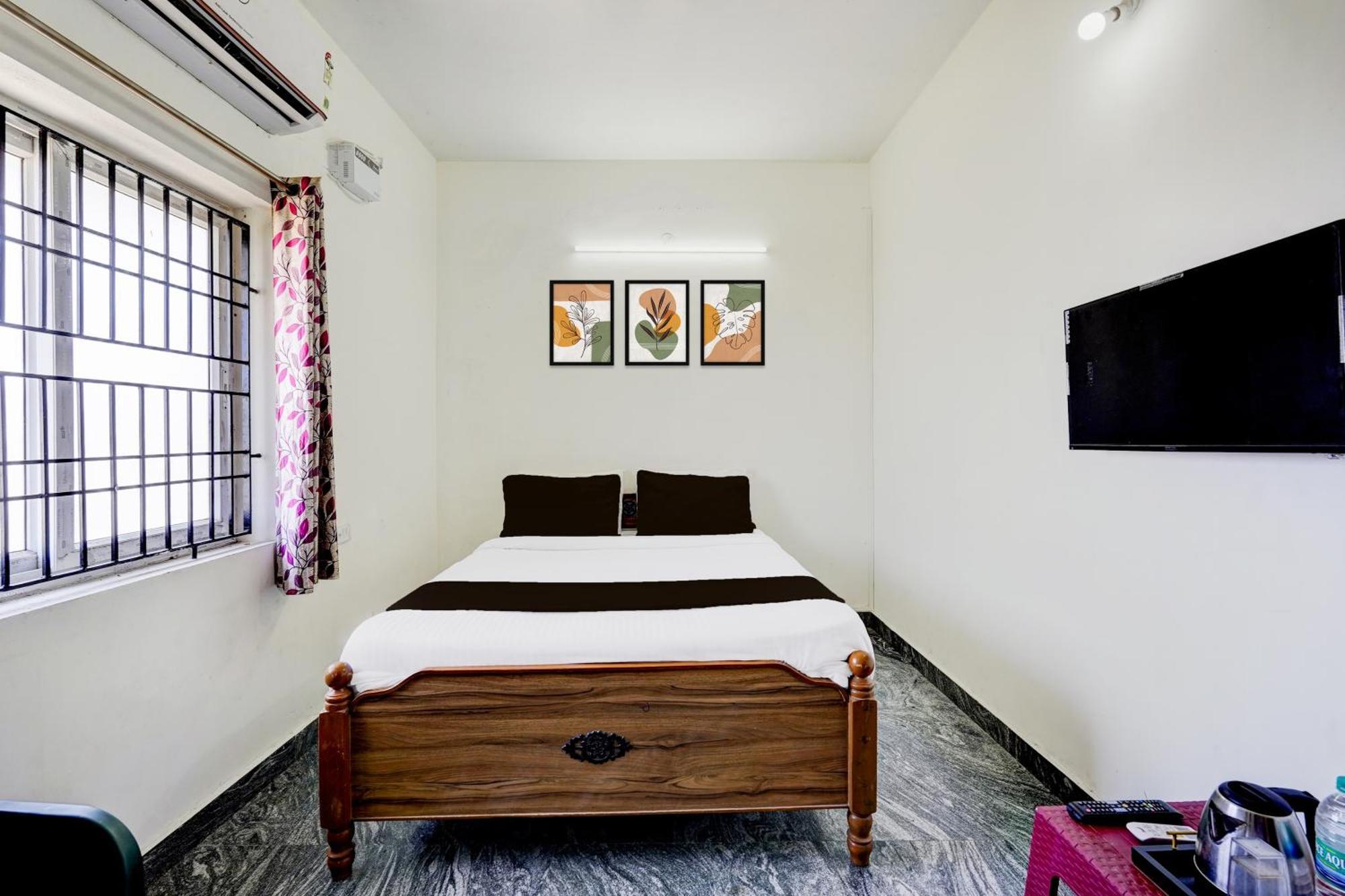 Hotel Collection O Sithalapakkam Medavakkam Formerly Srinivasa Residency 3*