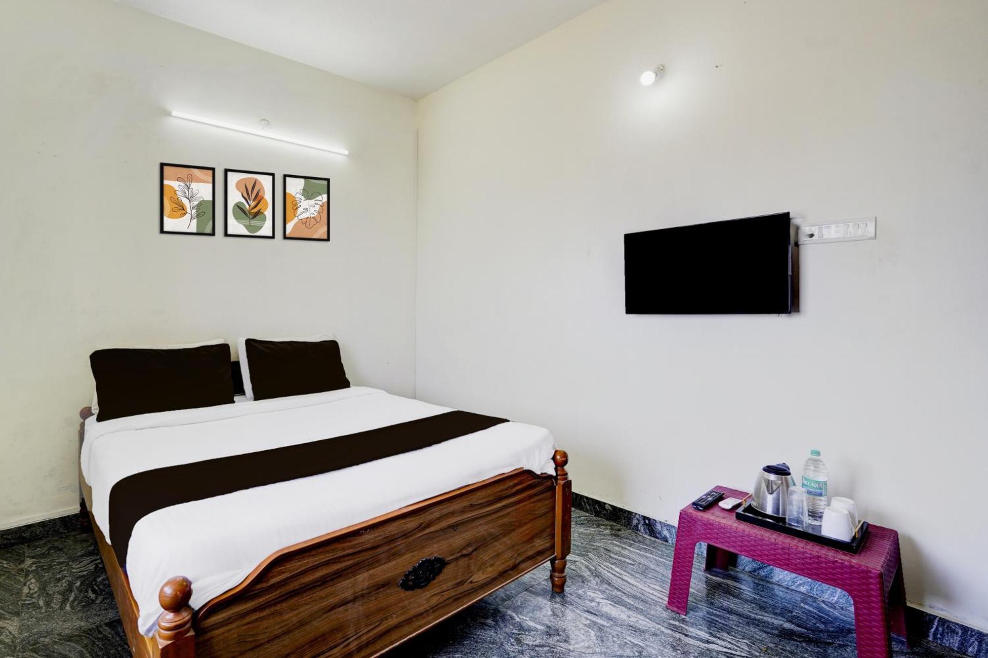 Collection O Sithalapakkam Medavakkam Formerly Srinivasa Residency 3* Chennai