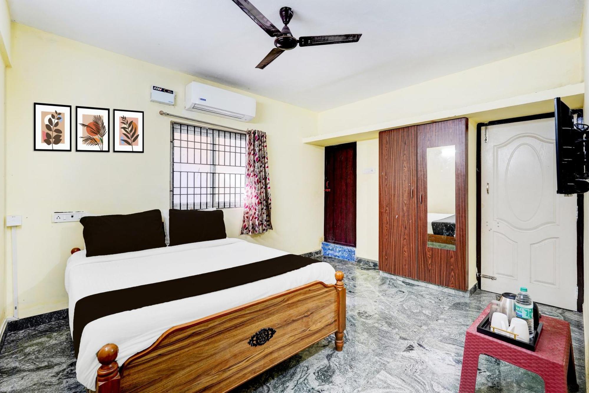 Collection O Sithalapakkam Medavakkam Formerly Srinivasa Residency