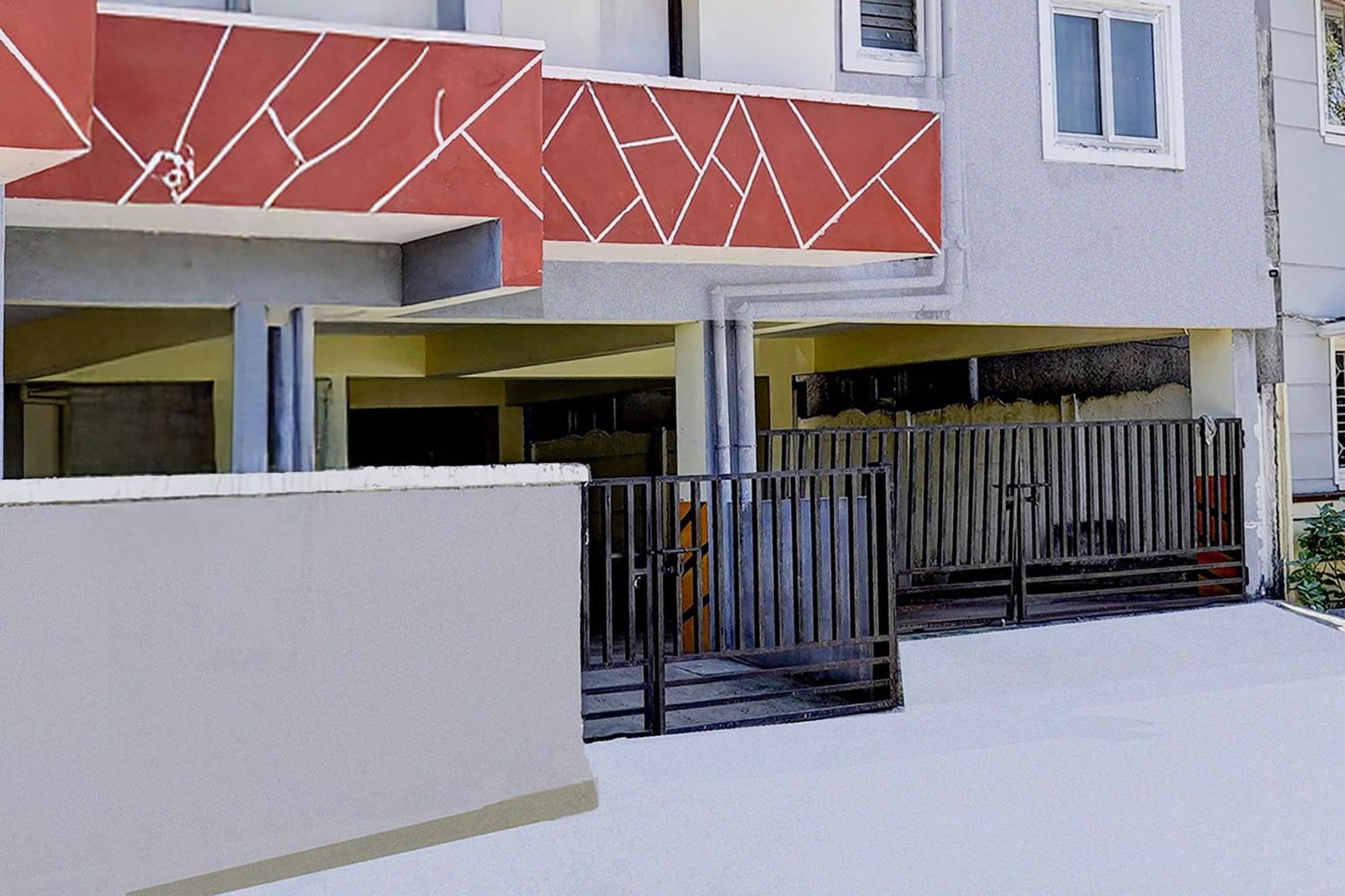 Hotel Collection O Sithalapakkam Medavakkam Formerly Srinivasa Residency